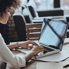 How To Design An Artist CV That Stands Out?