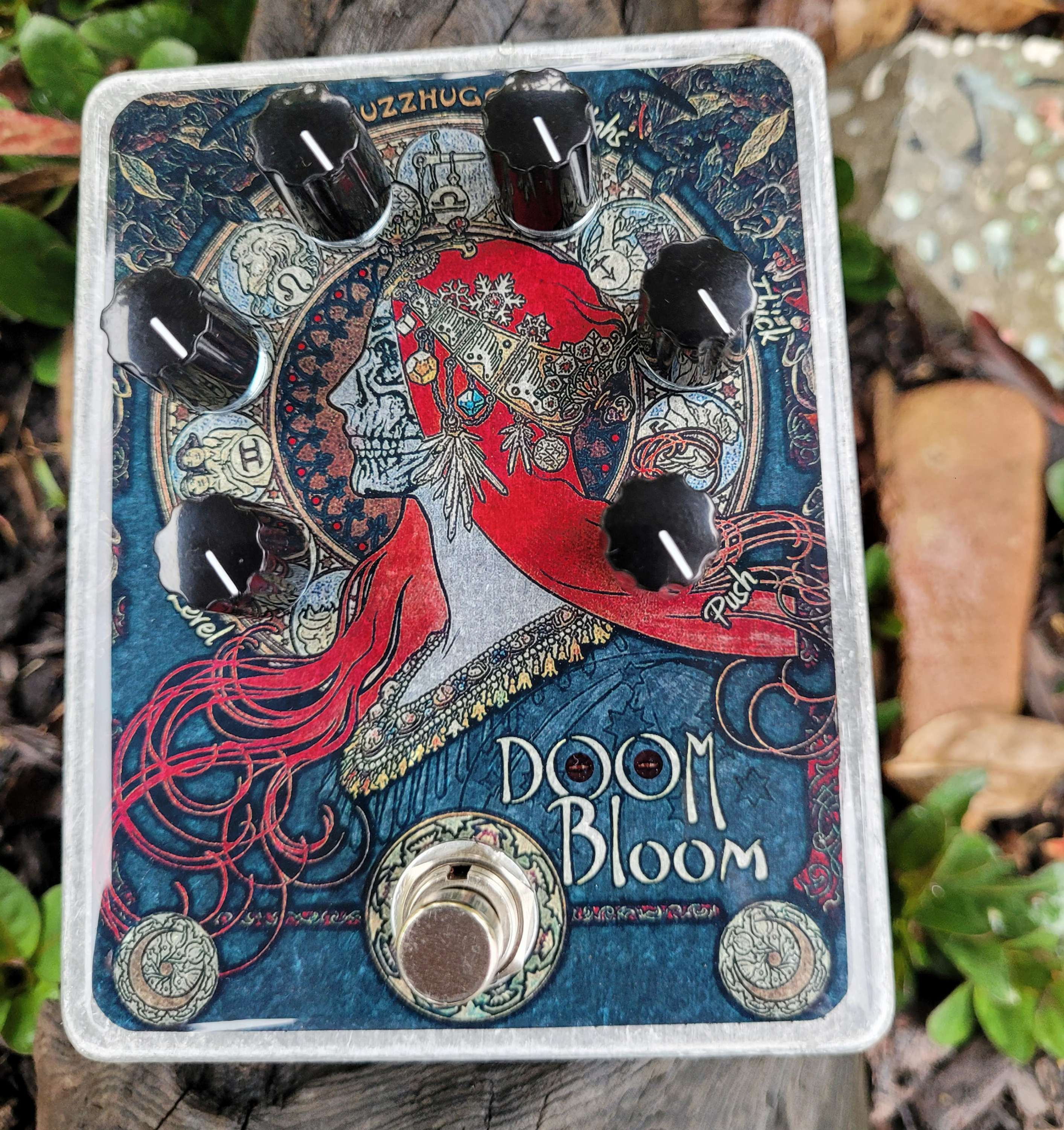 FuzzHugger Doom Bloom fuzz (Graphic, Deluxe finish)