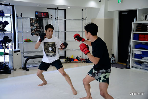 【RIZIN】朝倉海公開練習 「しっかり仕上げてど派手な試合を見せる。目標はUFCのチャンピオンなので近づきたい」