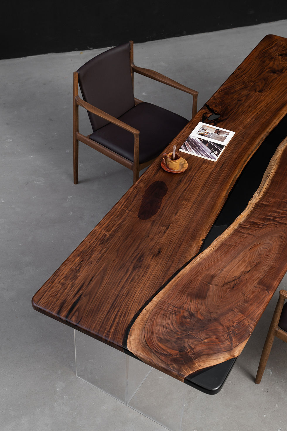 Thumbnail: American Black Walnut 270x90x4cm