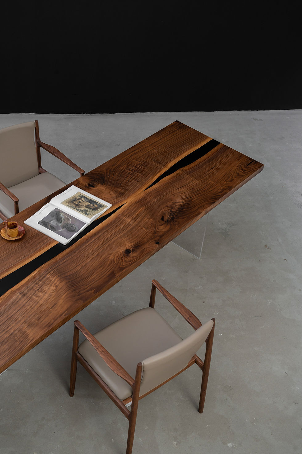 Thumbnail: American Black Walnut 301x82x4.9cm