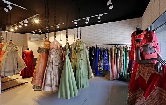 Store Location Fashion Designer Shruti S Chandigarh The dal lake collection by shruti s blenders pride fashion tour #thedallakecollection #trendcue #fashion #fashiondesigner #fashionshow #runwayshow #runwaymodel. fashion designer shruti s
