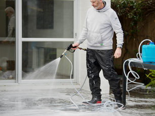 Softwash Cleaning: 5 Reasons to Choose It for Your Melbourne Property