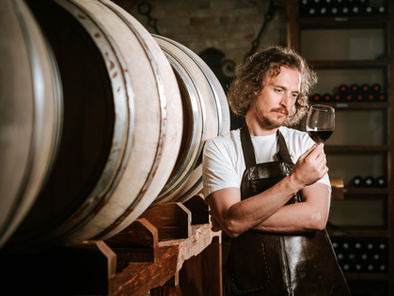 How to Taste Alcohol Like a Pro: The 5-Step Method for Beer, Wine, and Spirits