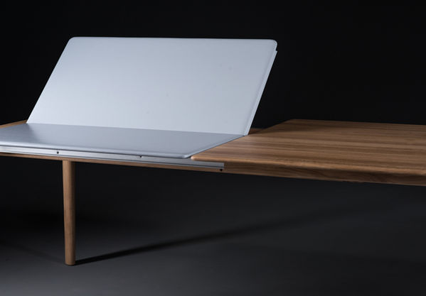 Neva spisebord innlegsplate.jpg