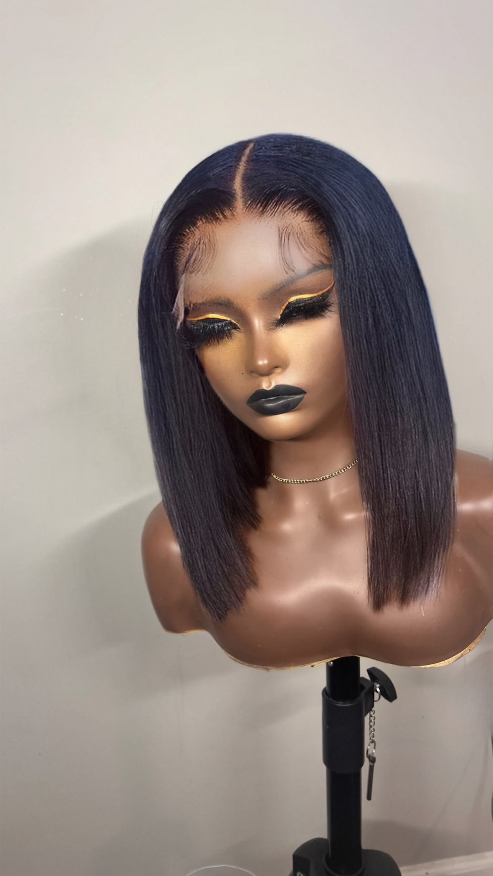 Thumbnail: Dominique 