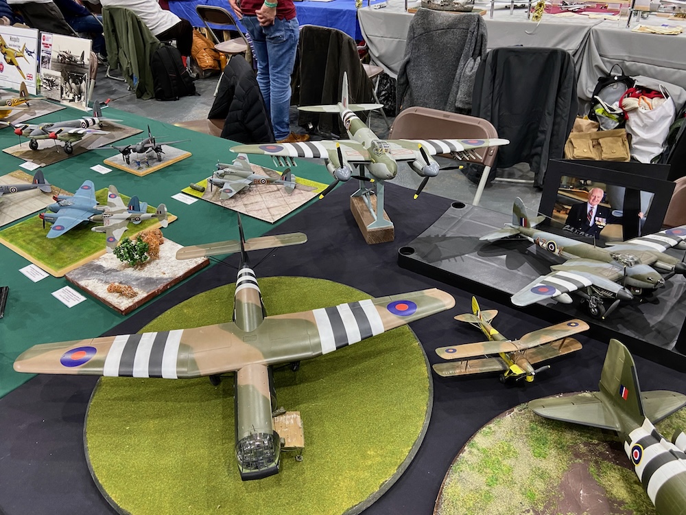 48b427_93da96f65b93498eb437e19674875372~