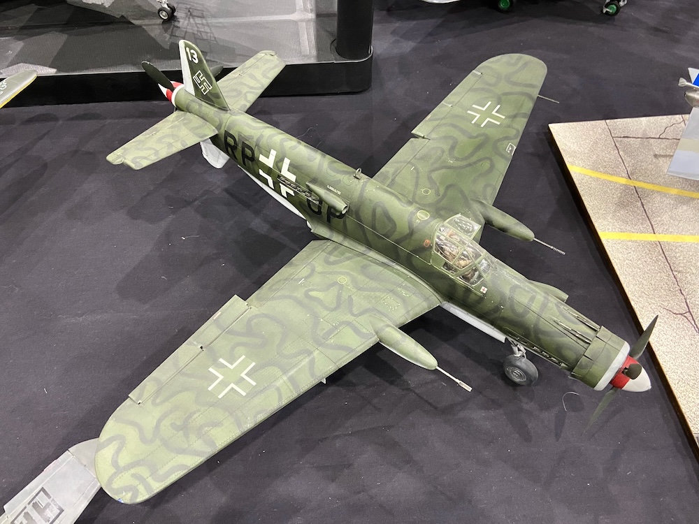 48b427_97d3c6e99bf94479991159d791094096~