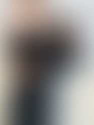 COS OUTFITS: VERSATILE STYLING WITH THE HIGH-SLIT MAXI PENCIL SKIRT AND TOE-THONG HEELED SANDALS