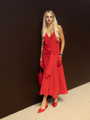 Inside COS' Minimalist Masterpiece at New York Fashion Week