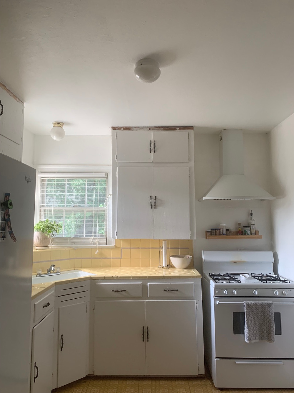 kitchen remodel before
