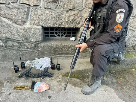 Quatro homens foram presos em operação policial no Sabão, em Niterói