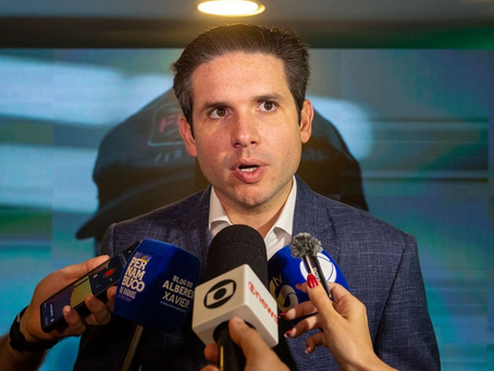 Motta diz que seguirá regras da Câmara ao avaliar mandato de Eduardo