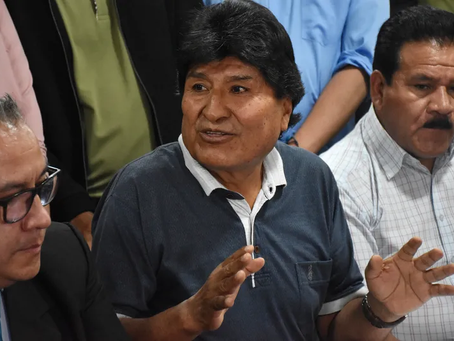 Governo da Bolívia nega ataque contra carro de Evo Morales e diz que segurança do ex-presidente disparou contra policiais
