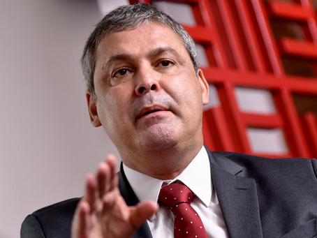 Líder do PT aciona STF contra Bolsonaro por movimentação de R$ 30 mi