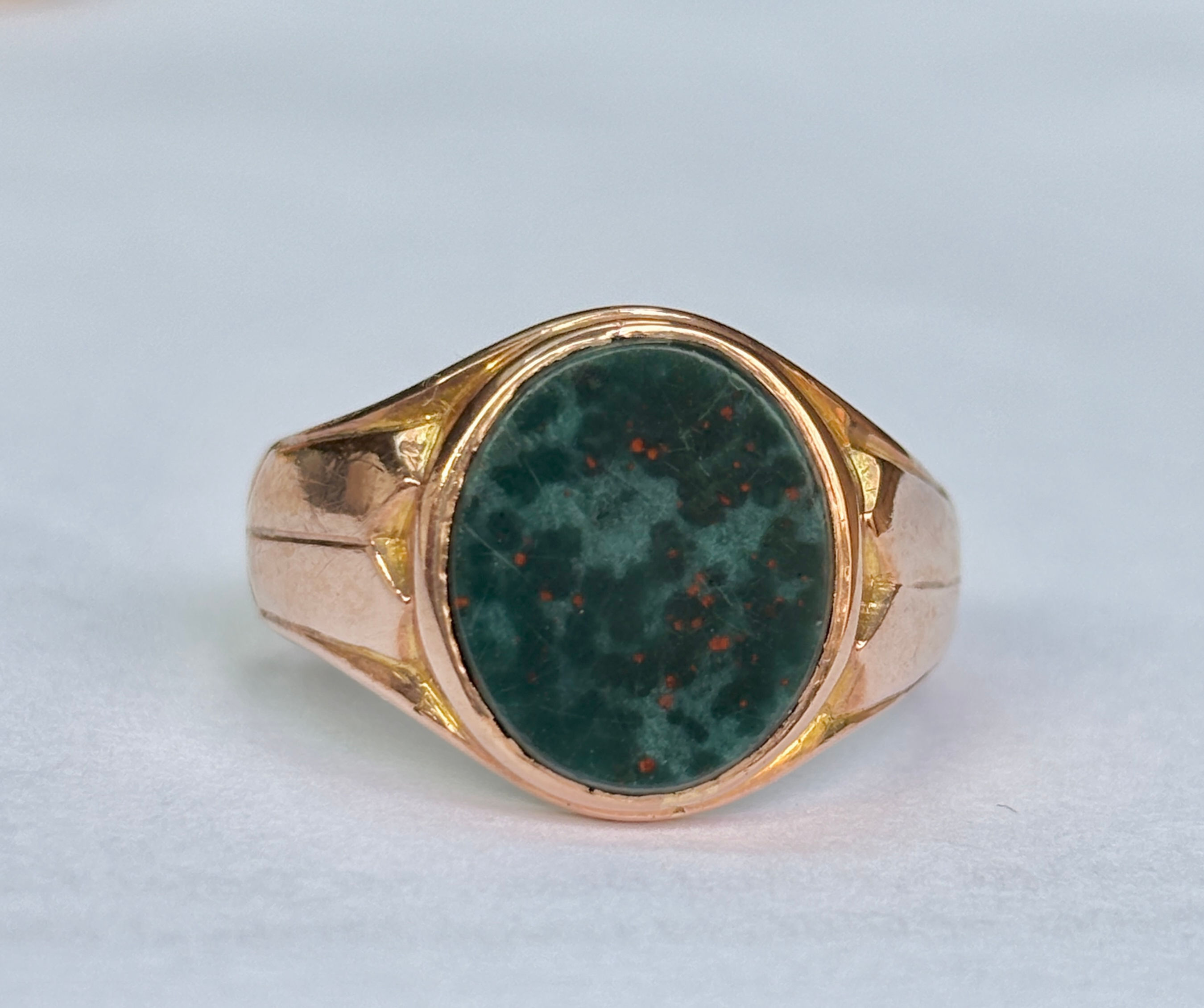 Antique 1902 9ct rose gold bloodstone signet ring, 6 grams, UK S.5, UK 9.5