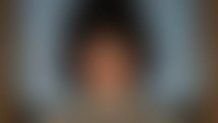 Jenna Ortega surge como robô em 'Klara and the Sun', novo drama sci-fi sobre amizade e humanidade.