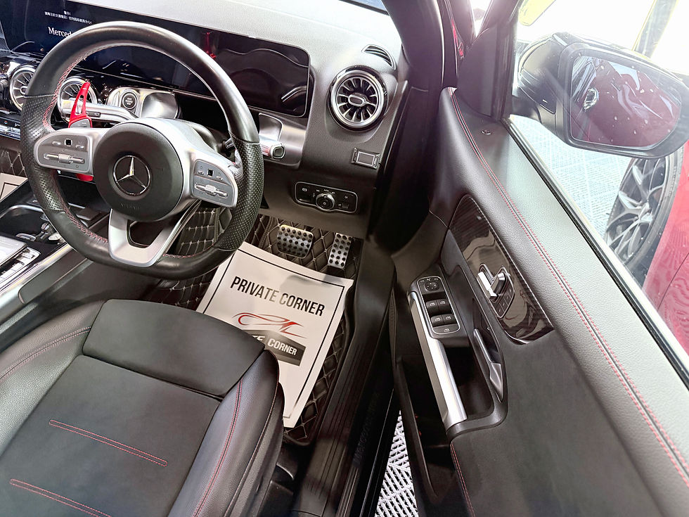 縮圖：2020 MERCEDES BENZ GLB250 AMG 4MATIC