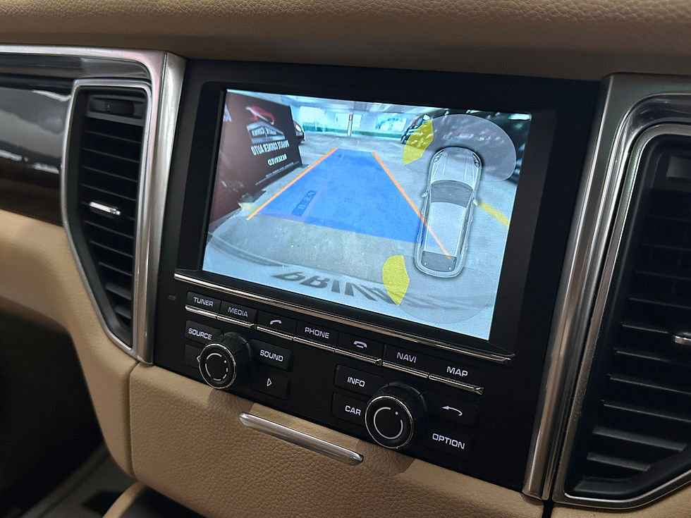 縮圖：2015 PORSCHE MACAN 2.0