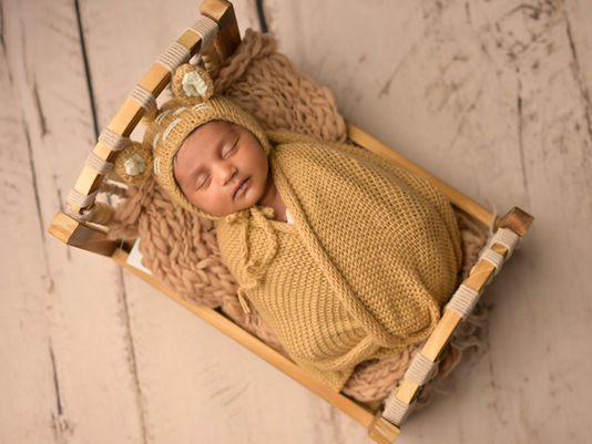 Best Time for Newborn Photoshoot in Hyderabad | Kidio Studio