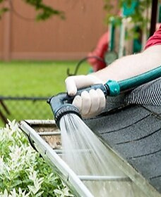 gutter+cleaning.jpeg