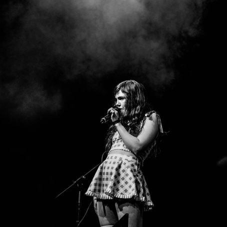 Chasing the Noise: Lessons from the Front Row of Live Music Photography