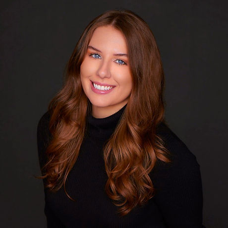 lauren headshot_edited.jpg