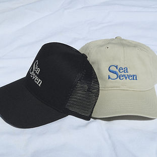 Shop Men's Clothing & Women's Styles (5).png