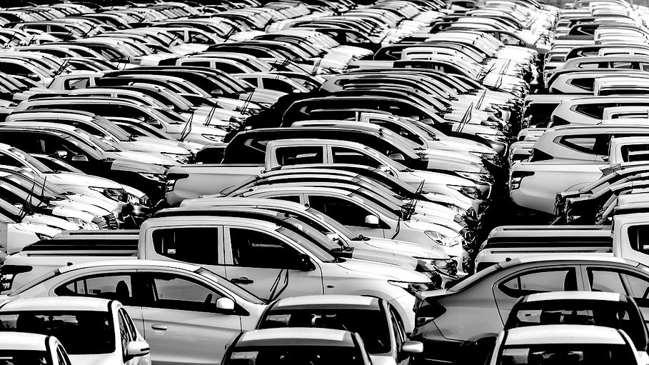 PB linha-de-carros-novos-no-porto copy 3.jpg