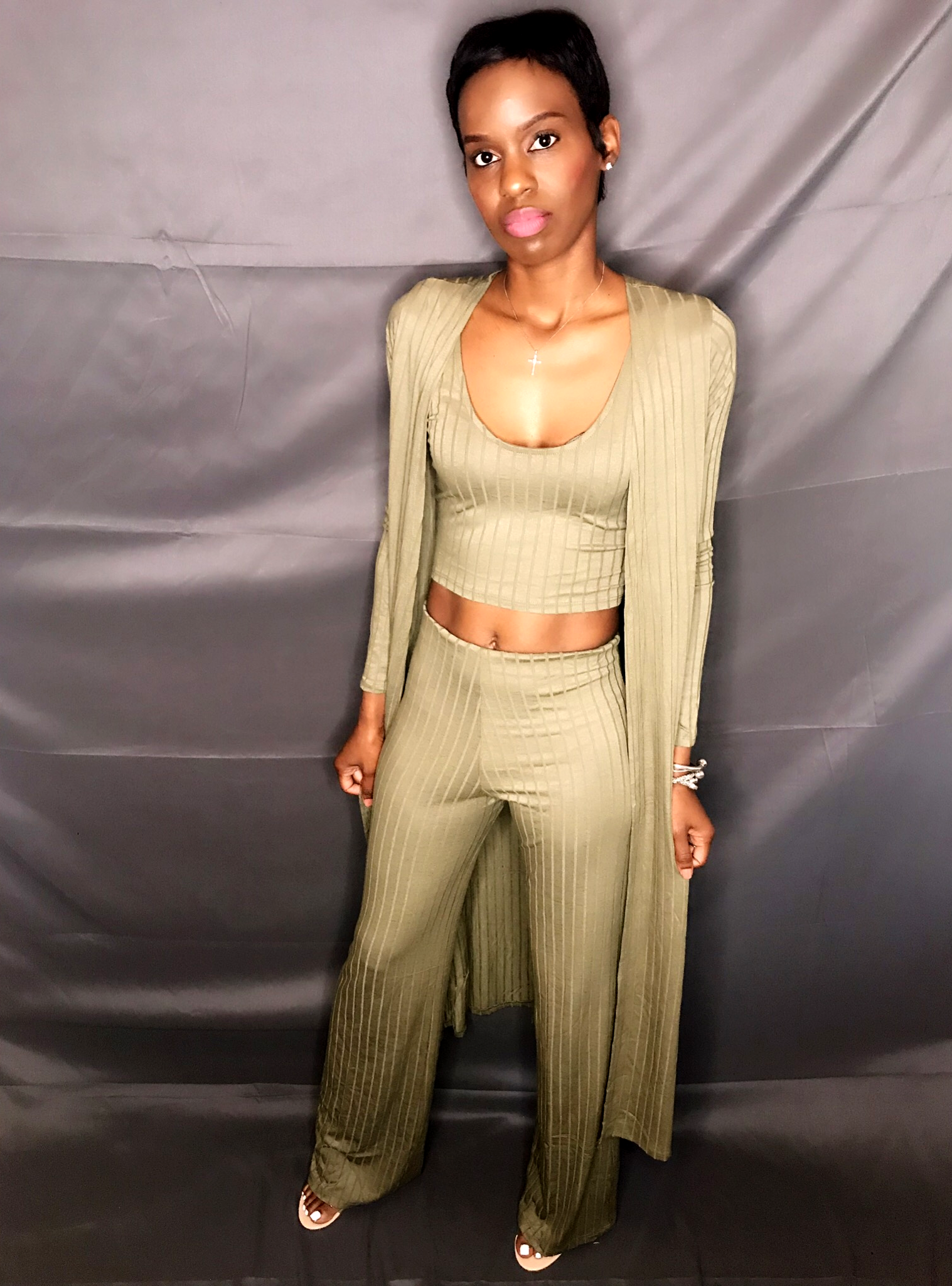 Good Vibes Three Piece Set