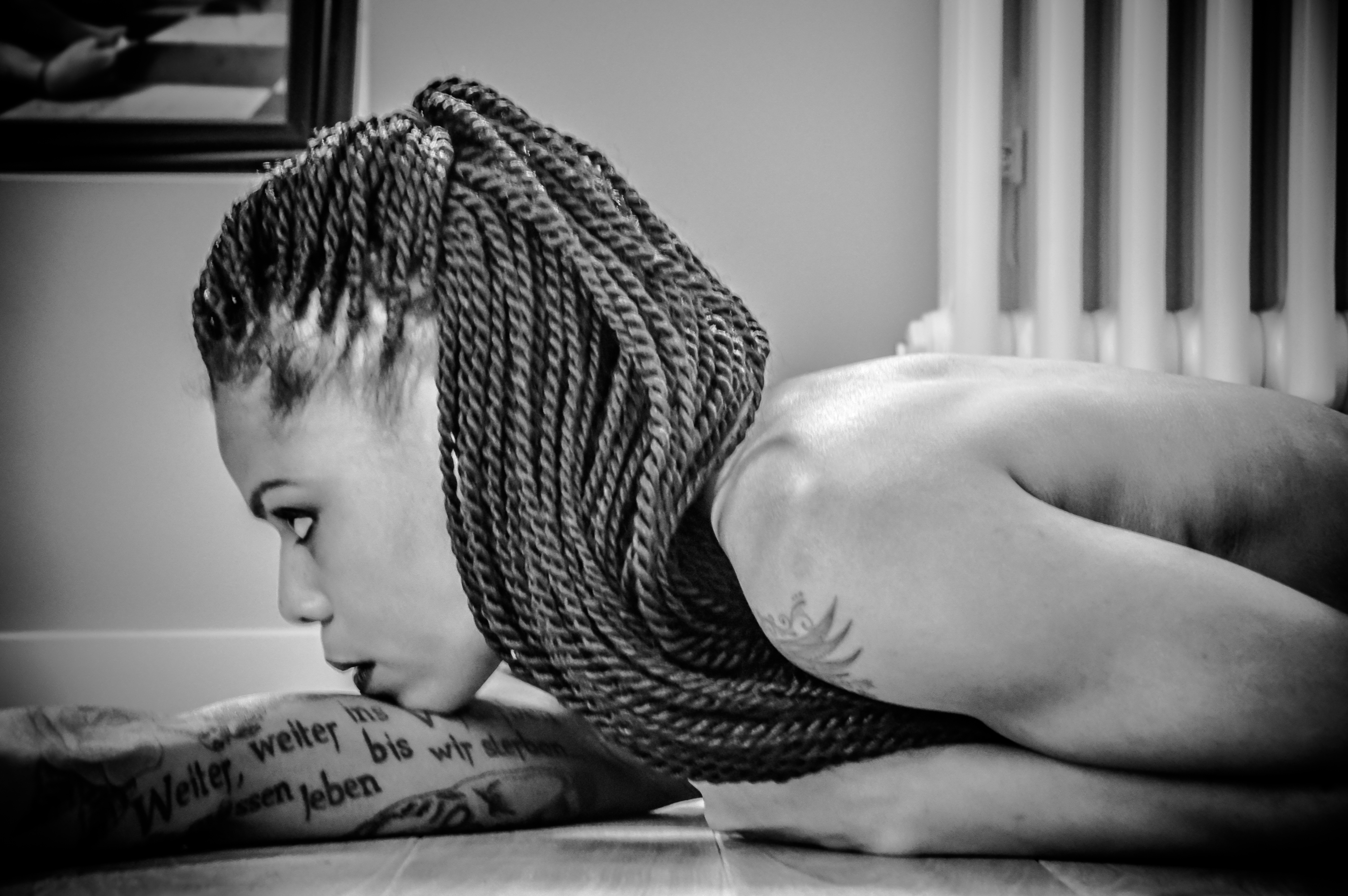 Be Barock Nude Art Dark Model