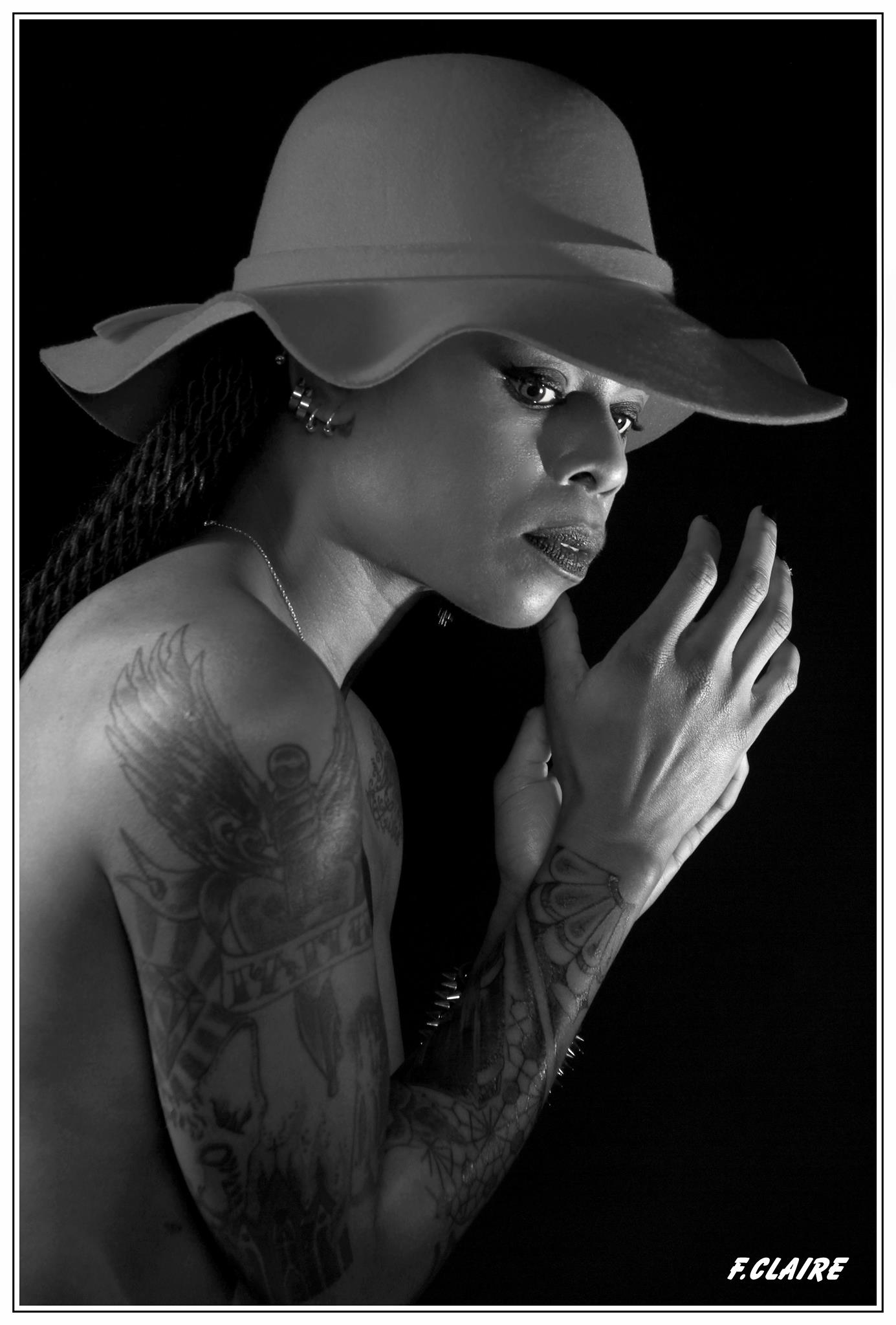 Be Barock Alternative Inked Model
