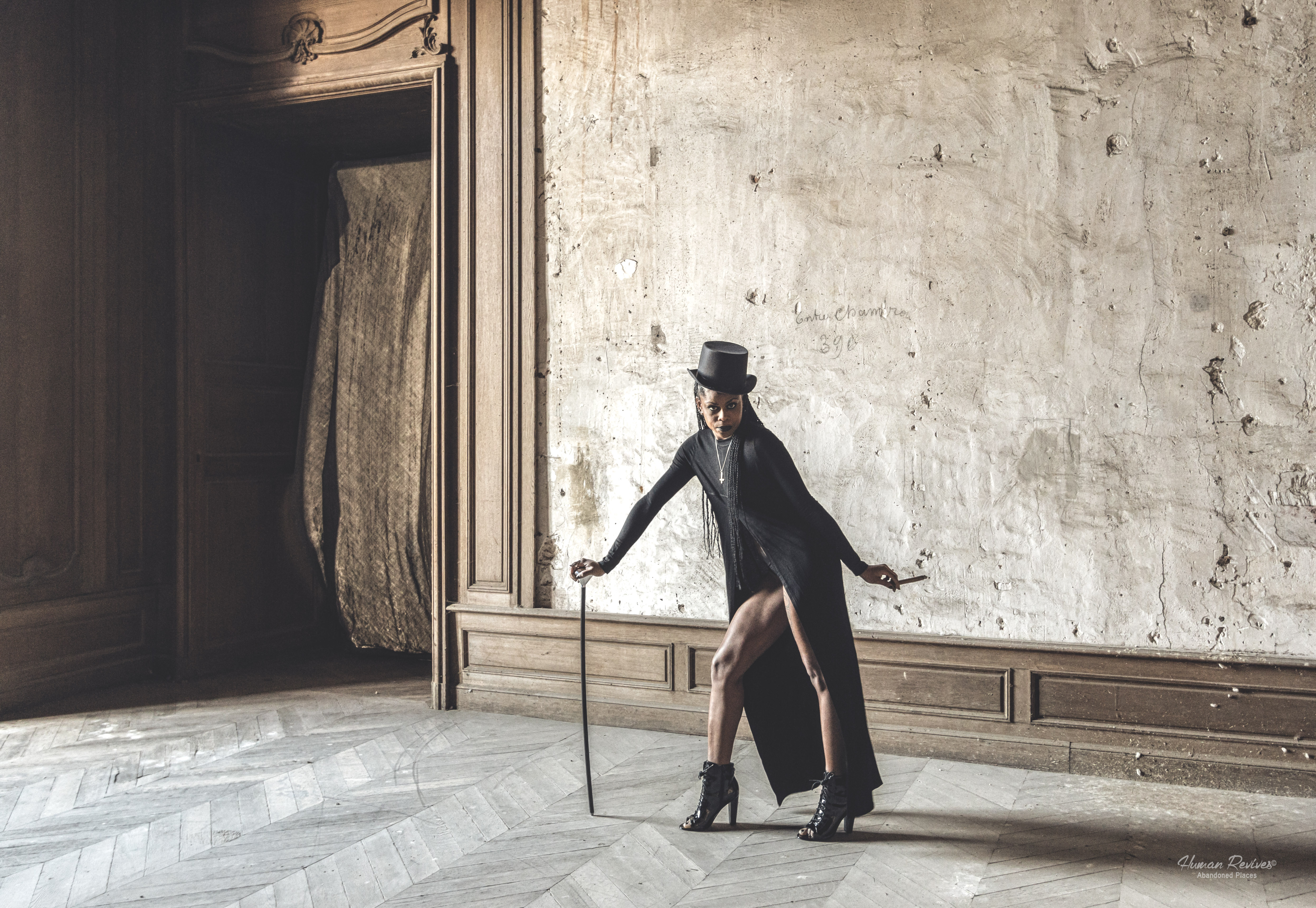 Be Barock Model Art Urbex
