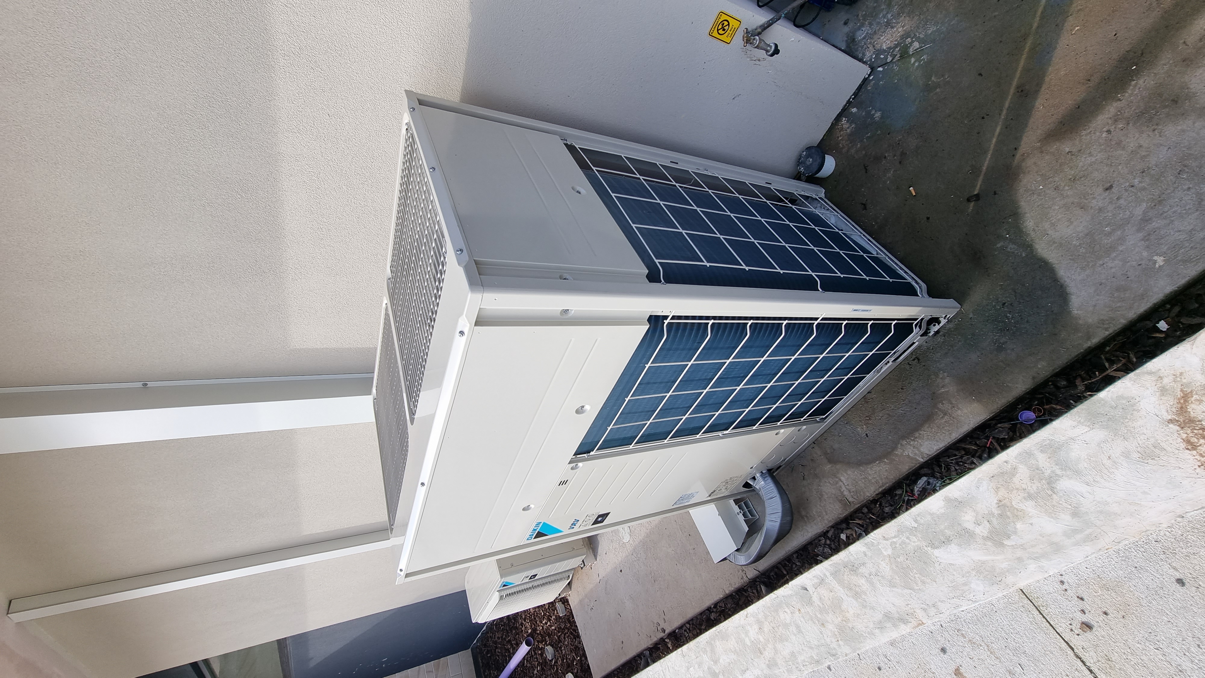 The Hub - Supply and return ducts