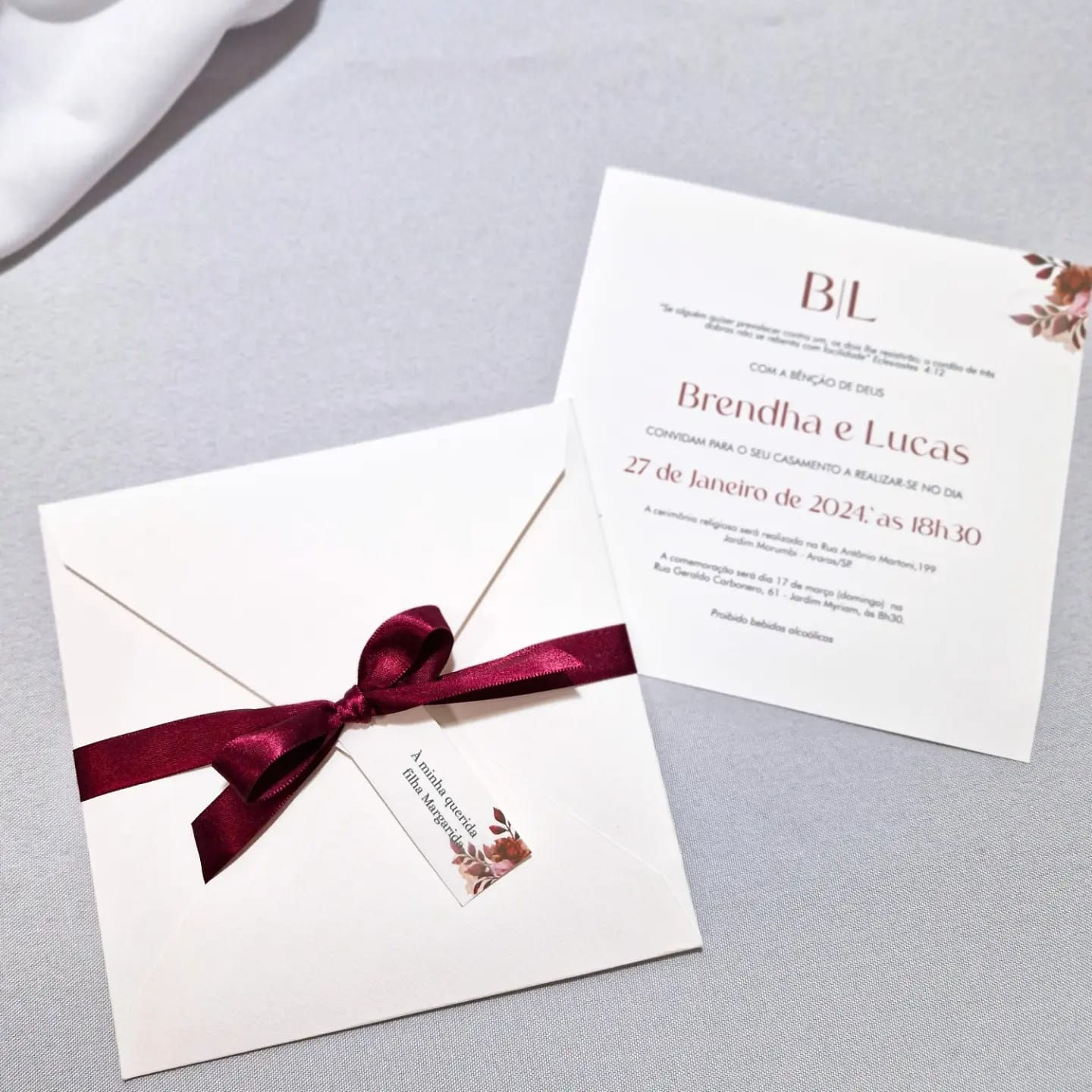 Convite Carta Quadrado – sem Impressão no envelope – Fita de Cetim