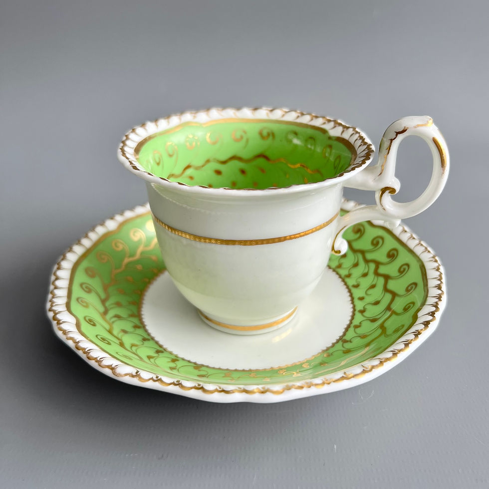 Thumbnail: H&R Daniel true trio, 2nd Gadroon, green swirl patt. 4405, ca 1828