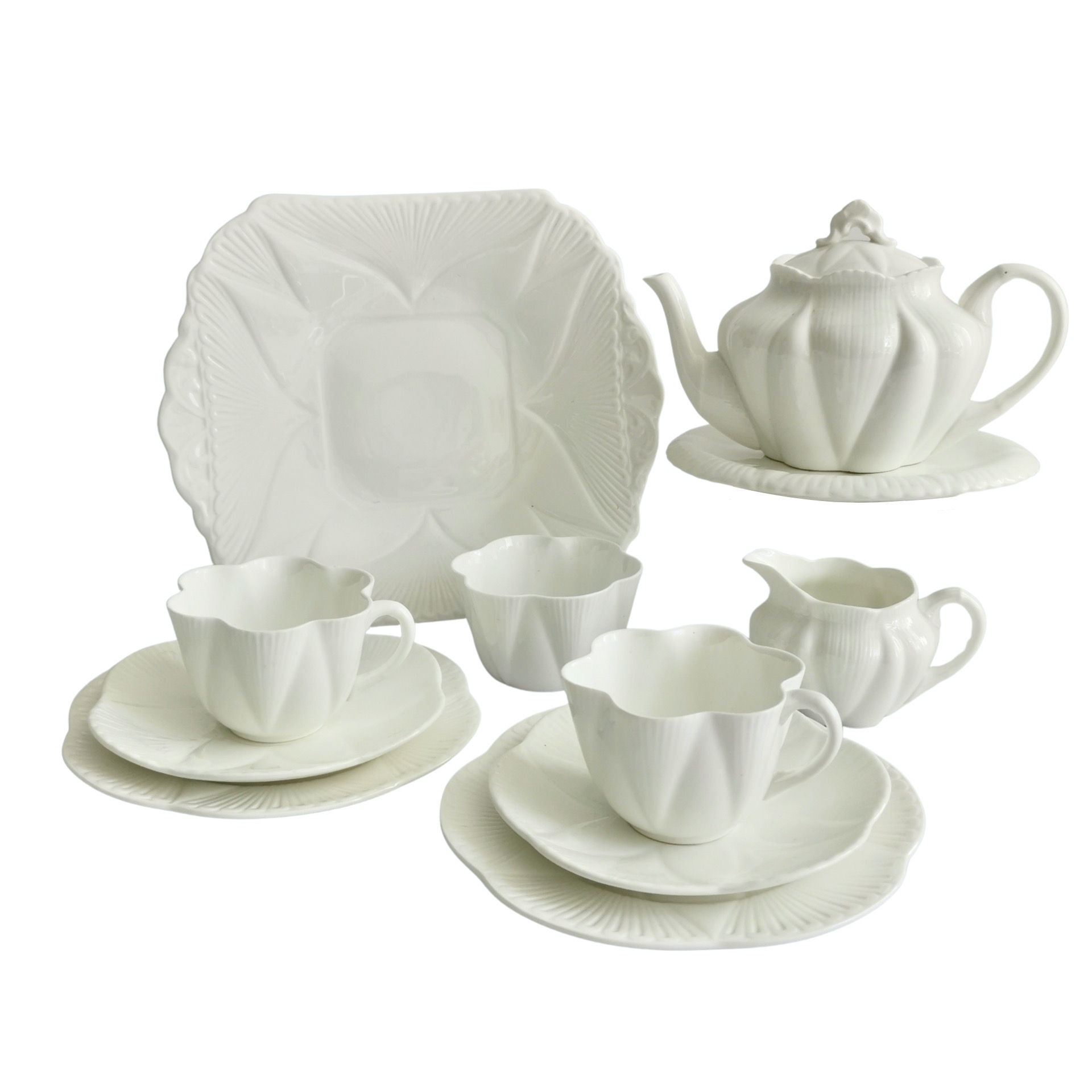 Shelley Dainty White tea set