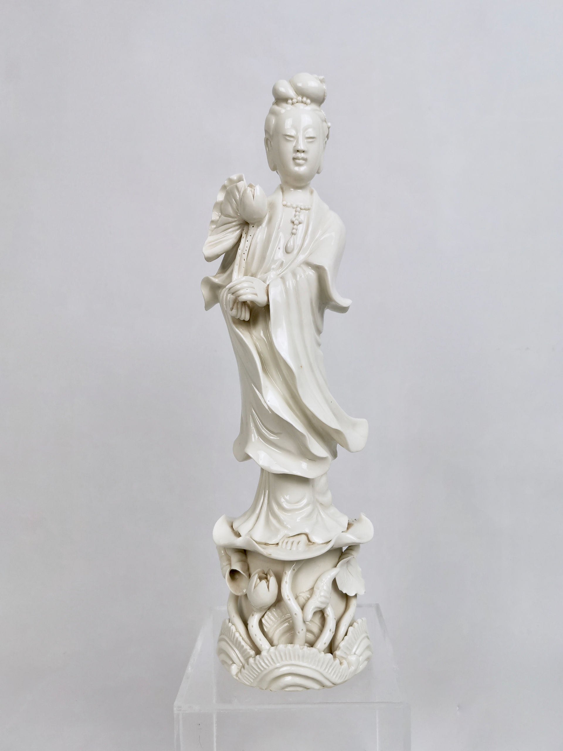 Chinese Republic Era Guanyin figure, 1919-1939