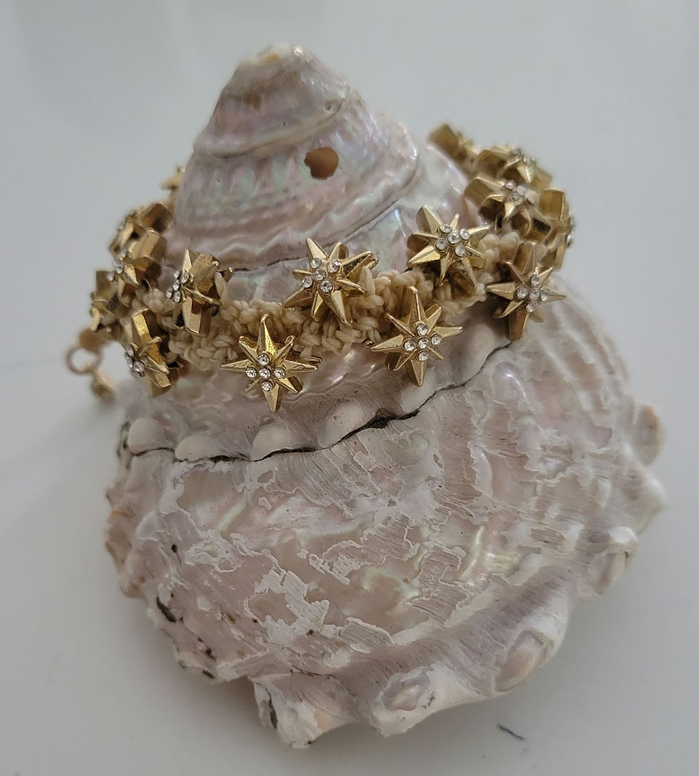 Thumbnail: Starina adjustable macrame bracelet 