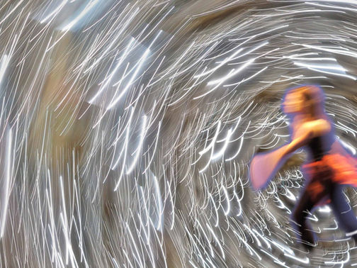 Leona Jones receives Karl Sczuba Prize