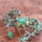 Thumbnail: Smaragden broche