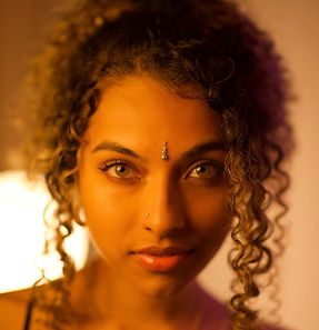 Ayesha Headshot