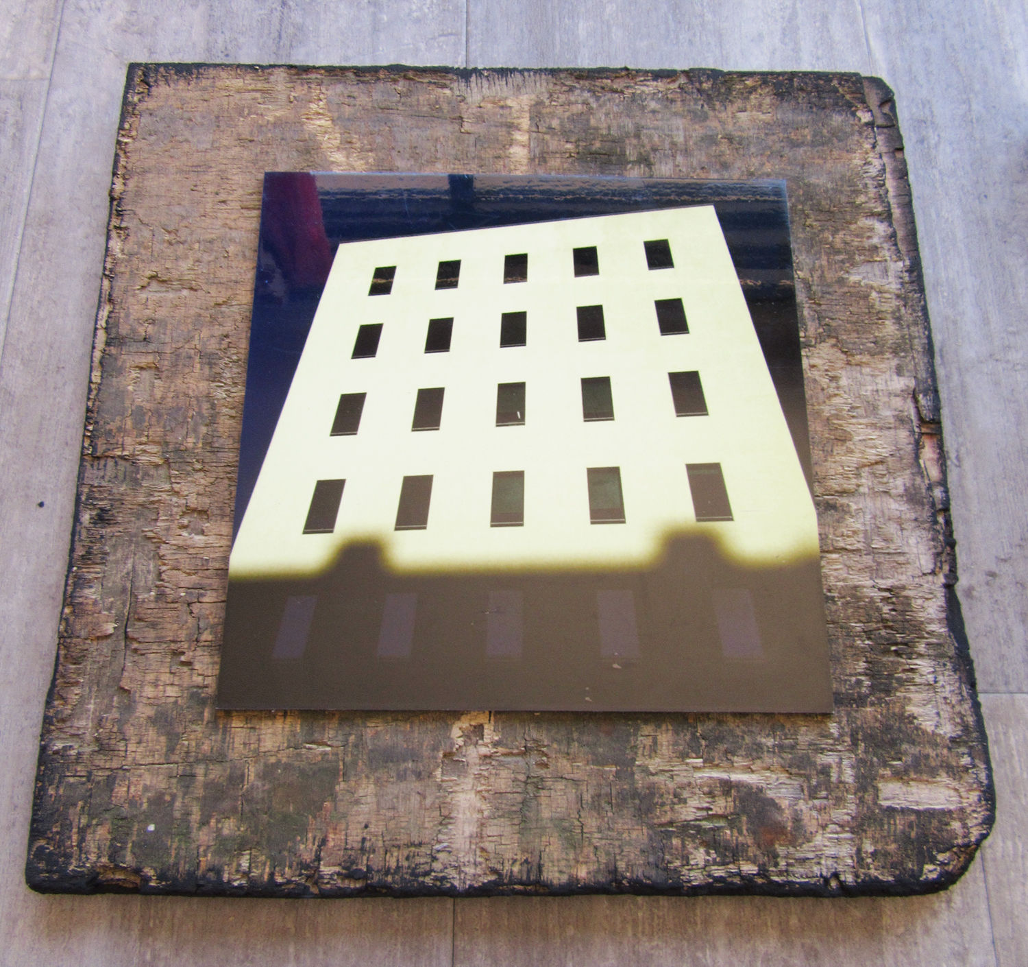 Carré sur support bois