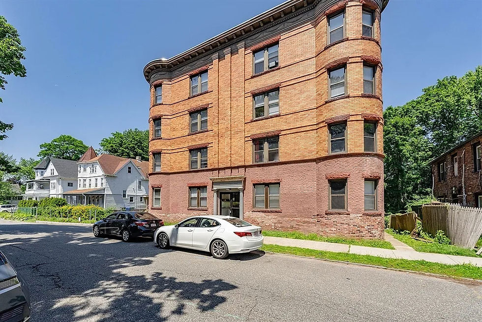 92 Woodside Terrace Building_edited.jpg