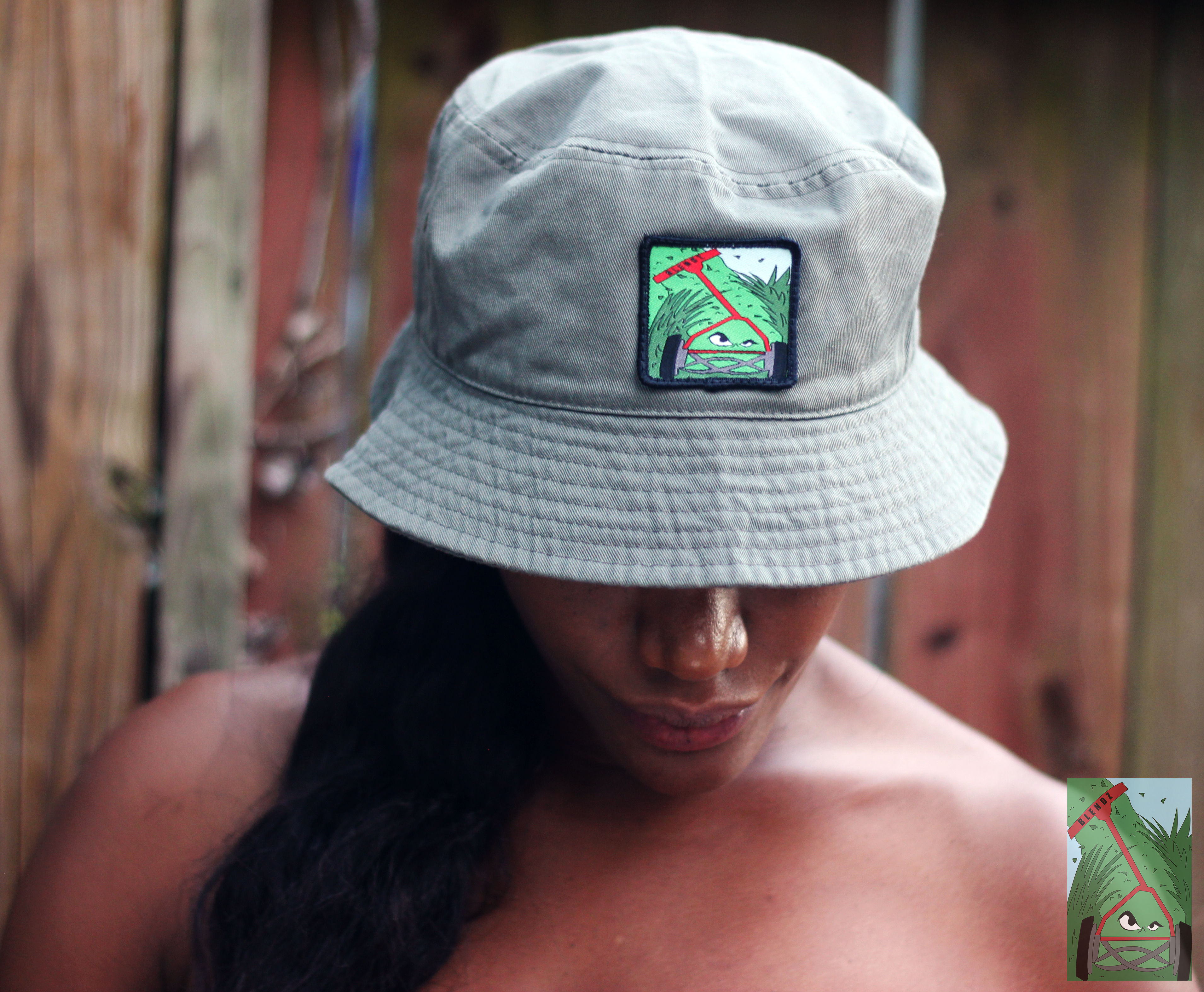 BLENDZ Patch Bucketz