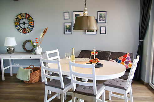 Ferienwohnung Eifelnest_Esszimmer00003.jpg