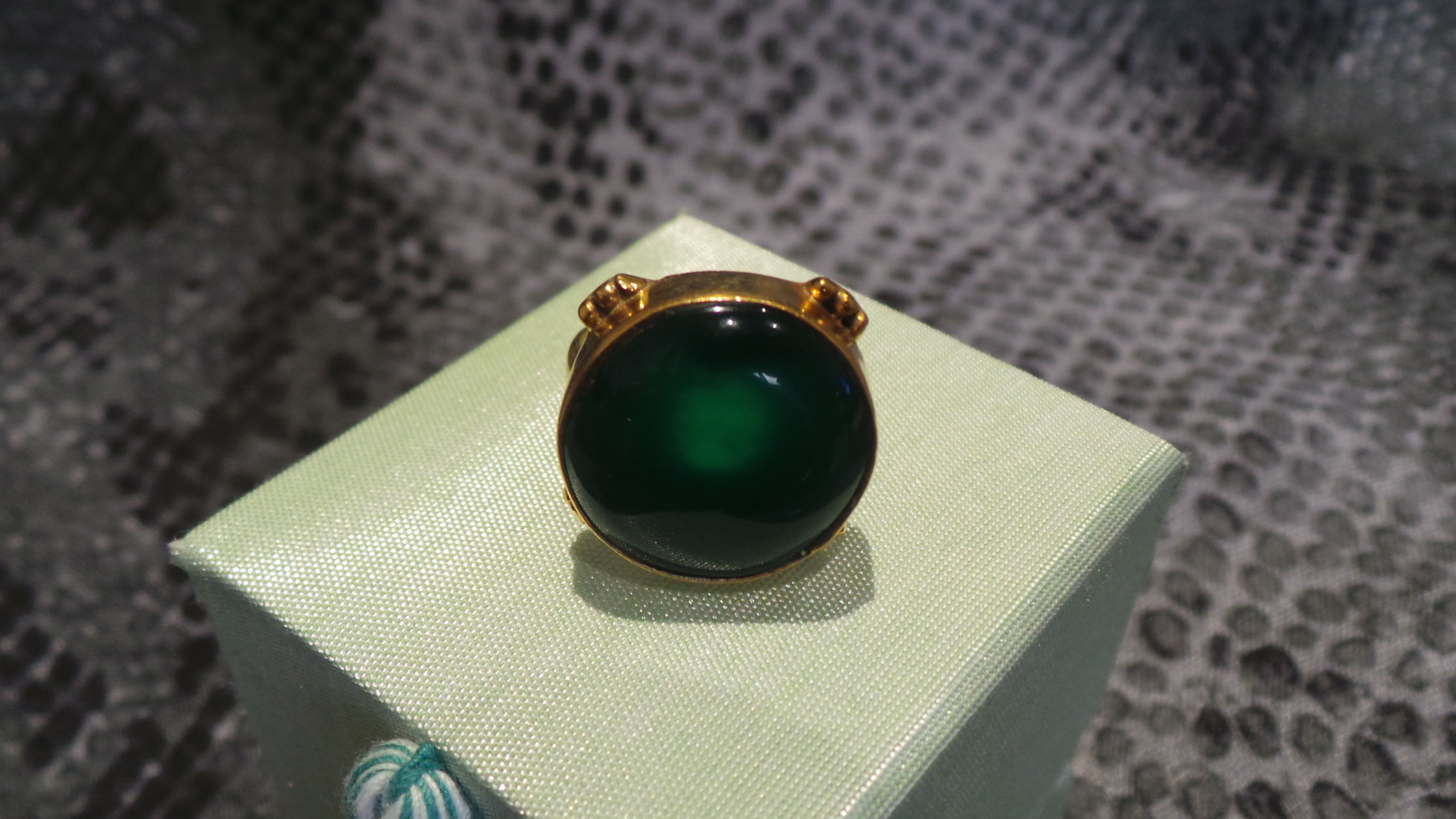 Vintage Big Round Jade Ring