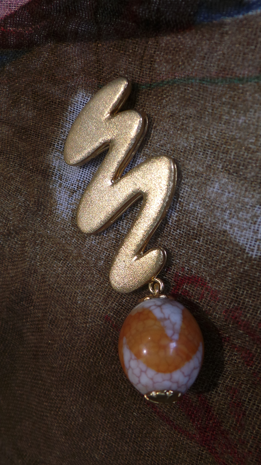 Thumbnail: Swish Pendant with Tibetan Bead Dangler