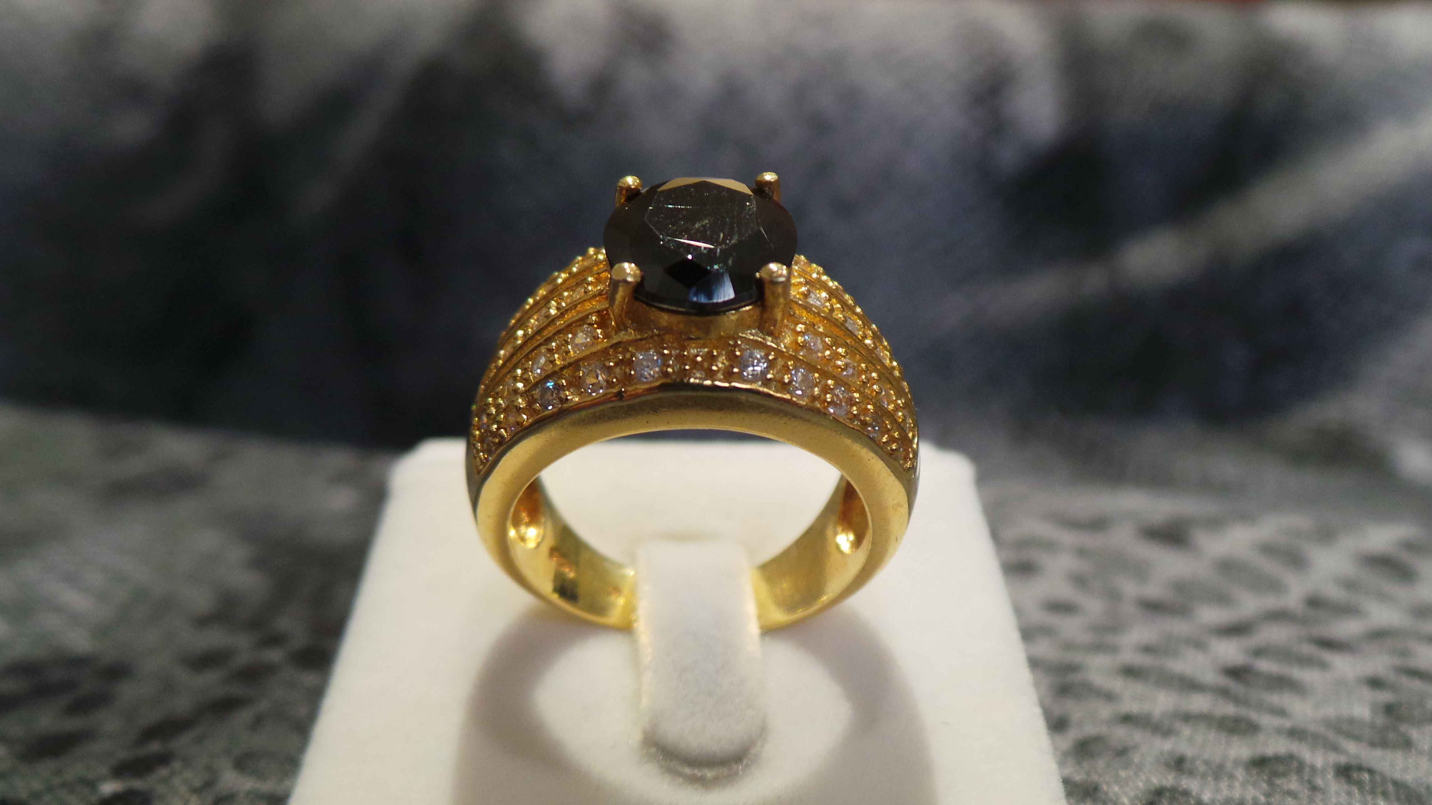 Vintage Black Onyx Round Cluster Ring