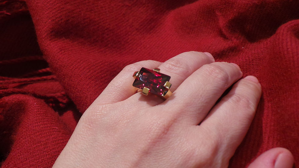 Thumbnail: Barion Garnet Ring